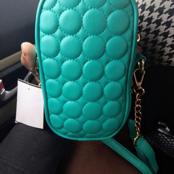 bebe Serafina Quilted Faux-Leather Teal Green / Gold Metal Xbody Bag Purse NWT! - Picture 8 of 12